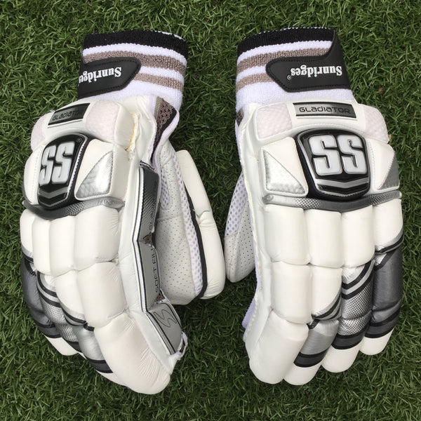 SS Gladiator Pro Batting Gloves